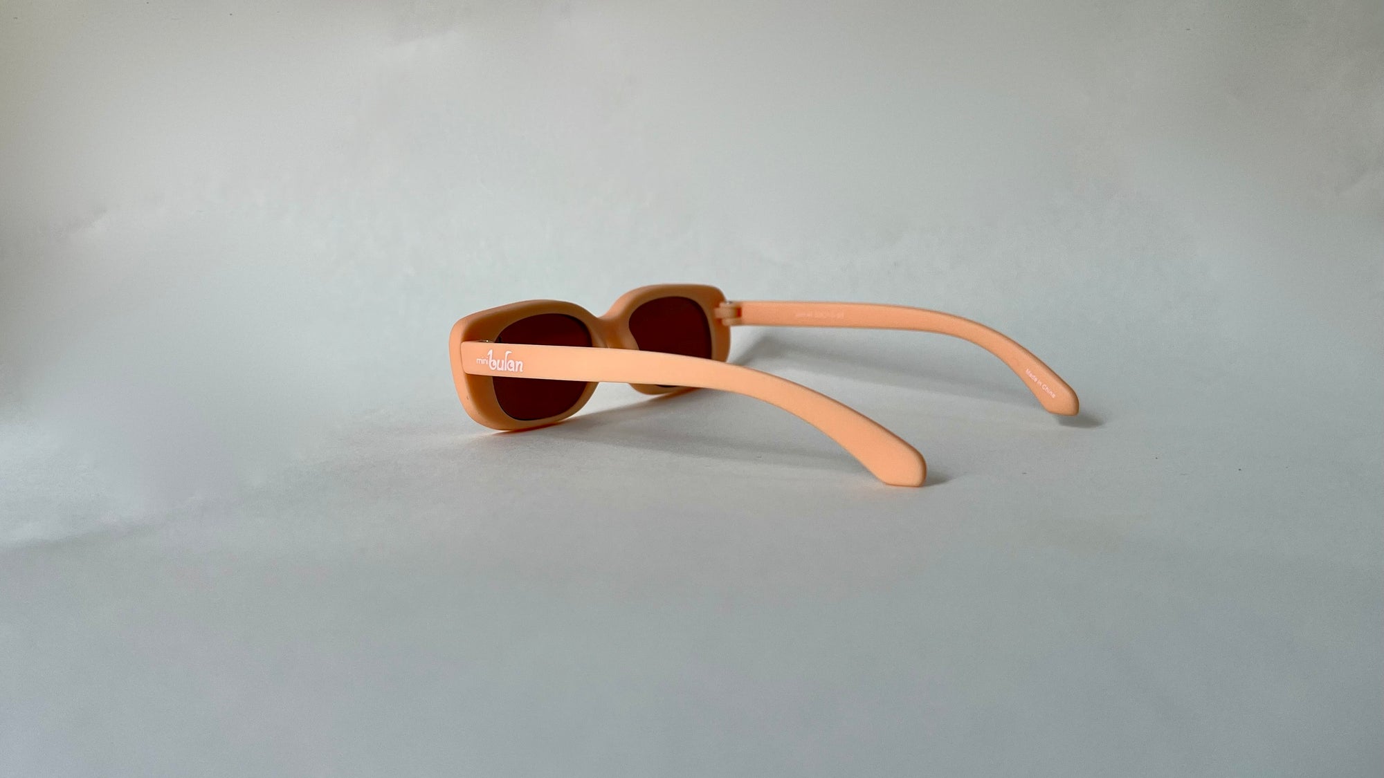 jumat baby sunglasses | peach please