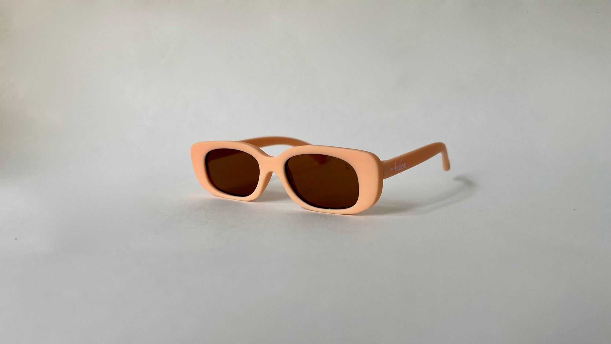 jumat baby sunglasses | peach please
